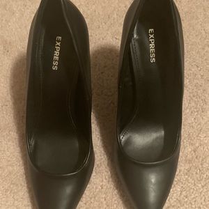 Express black heels size 6